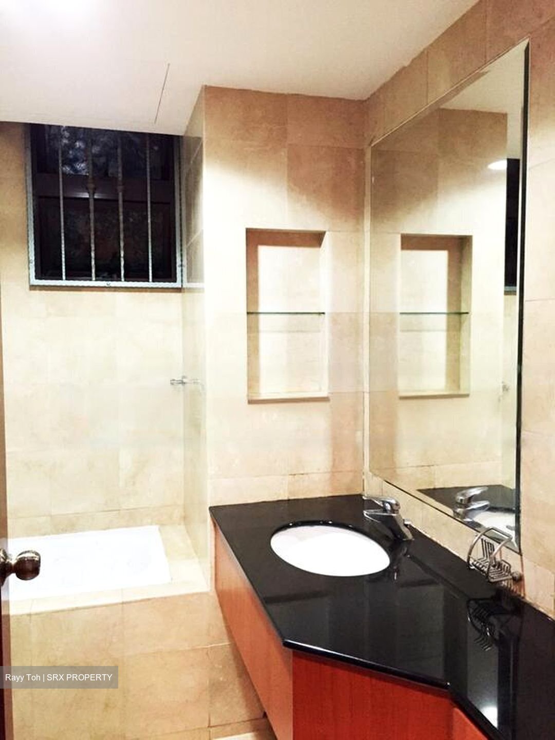 Seletaris (D27), Condominium #507393101